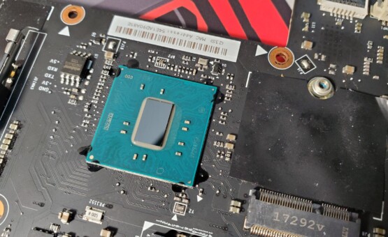 Материнська плата Lenovo Y920