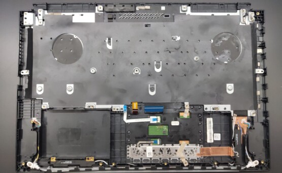 Клавиатура (топкейс/клавиши) для ноутбука Asus ROG Strix GL704GV