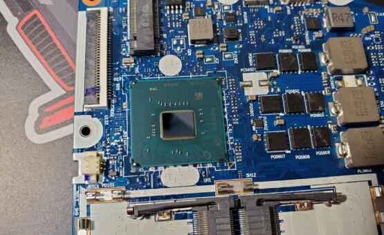 Материнская плата Lenovo Y530