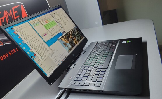 купить ноутбук б/у HP Omen 17-cb