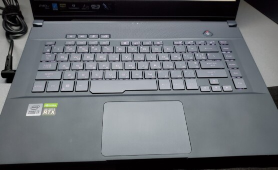 купити ноутбук б/в ASUS
