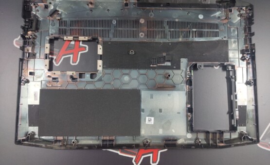 Нижня частина (дно) ноутбука Acer Nitro 5/Predator Helios 300