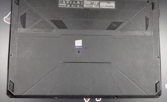 Нижня частина (дно) ноутбука Asus FX504 Series
