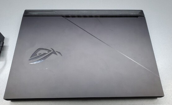 купити ноутбук б/в Asus ROG Strix