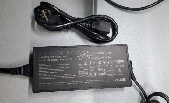 купить ноутбук б/у ASUS Zephyrus GU502LW