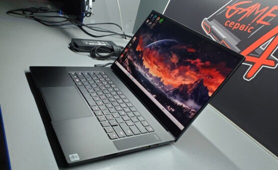 купить ноутбук б/у Razer Blade