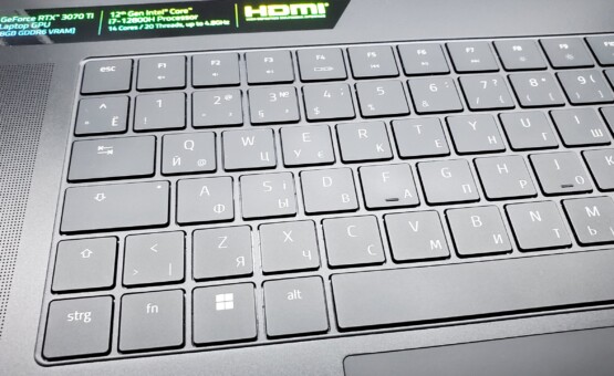 купити ноутбук б/в Razer Blade 17