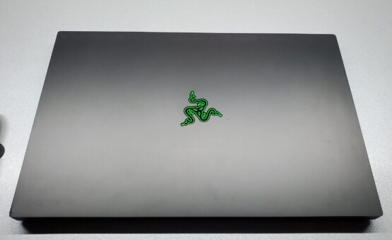 купить ноутбук б/у Razer Blade 17