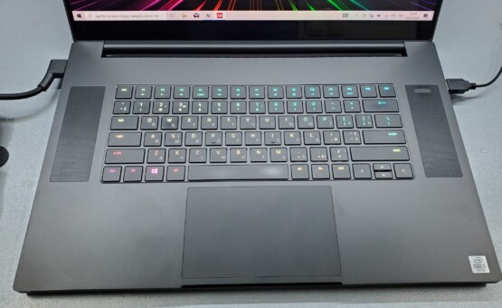 купить ноутбук б/у Razer Blade
