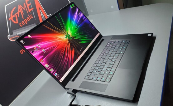 купити ноутбук б/у Razer Blade 17