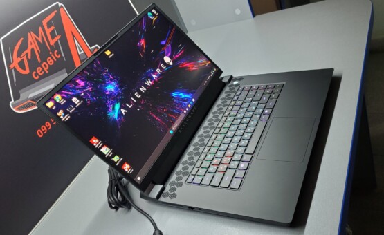 купить ноутбук б/у Dell Alienware