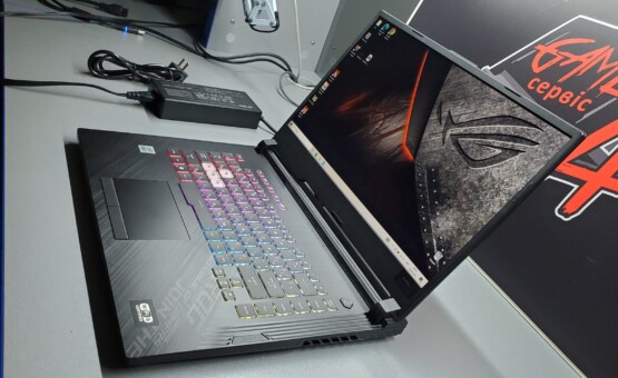купить ноутбук б/у Asus ROG Strix G512LU