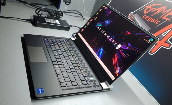 купить ноутбук б/у Dell Alienware