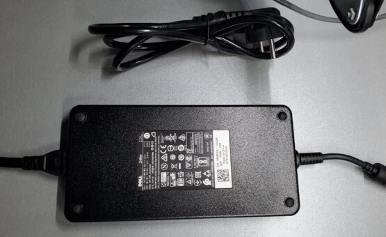 купить ноутбук б/у Dell Alienware X15 R1