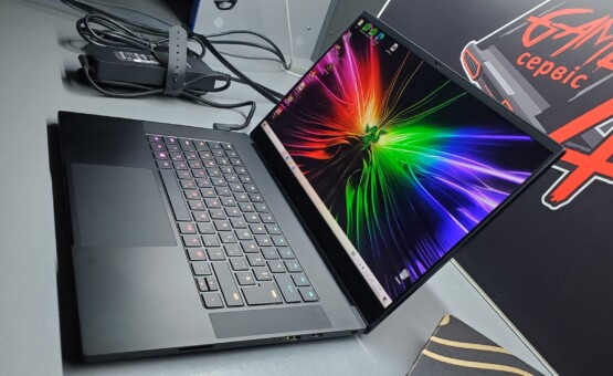 купить ноутбук б/у Razer Blade 15 Advanced