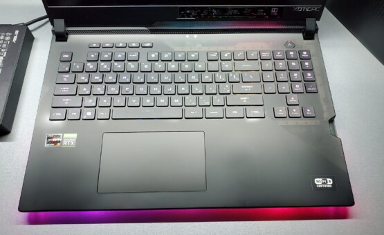 купить ноутбук б/у ASUS ROG Strix SCAR