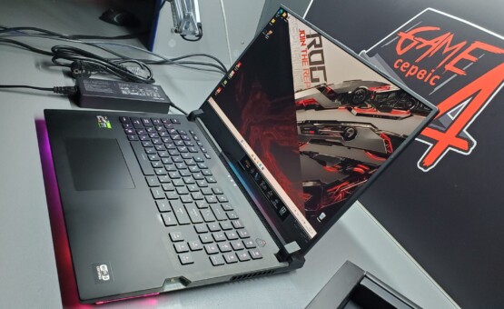 купить ноутбук б/у ASUS ROG Strix SCAR G733QSA