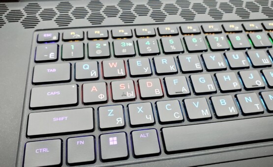 купить ноутбук б/у Dell Alienware m17 R5