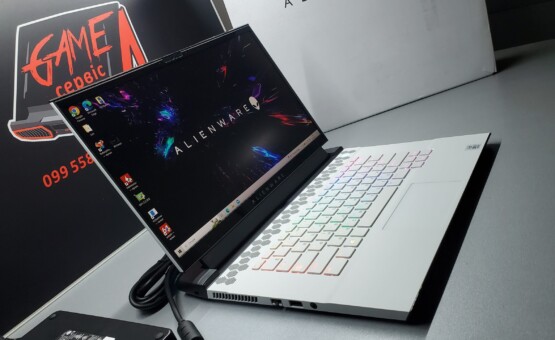 купить ноутбук б/у Dell Alienware m15 R3