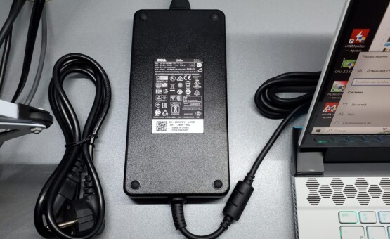 купить ноутбук б/у Dell Alienware m15 R3