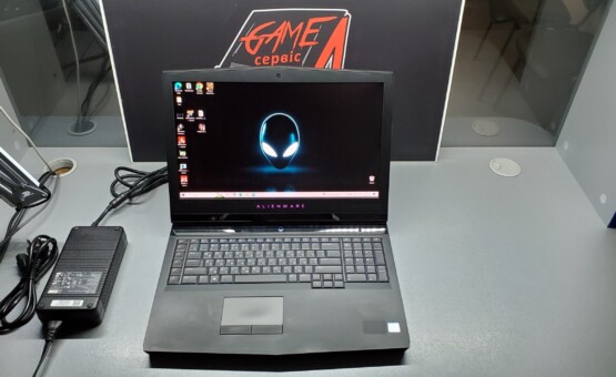 купить ноутбук б/у Dell Alienware 17 R4