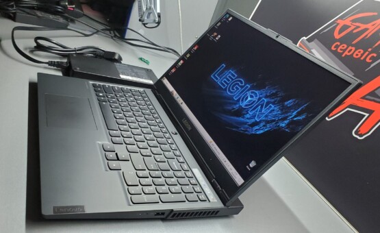 купить ноутбук б/у Lenovo Legion 5 15IMH05H