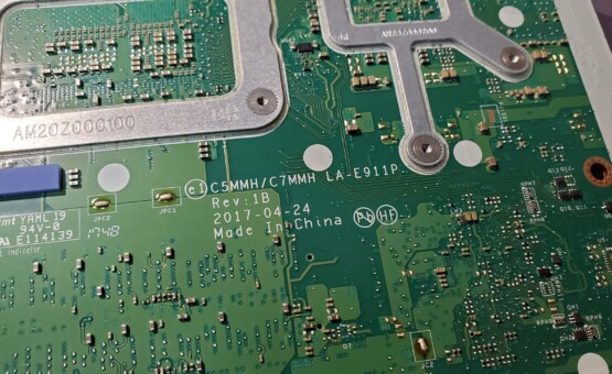 Материнская плата LA-E911P