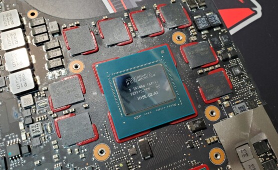 Материнская плата Razer Blade 15