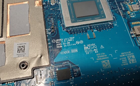 Материнская плата Alienware M15