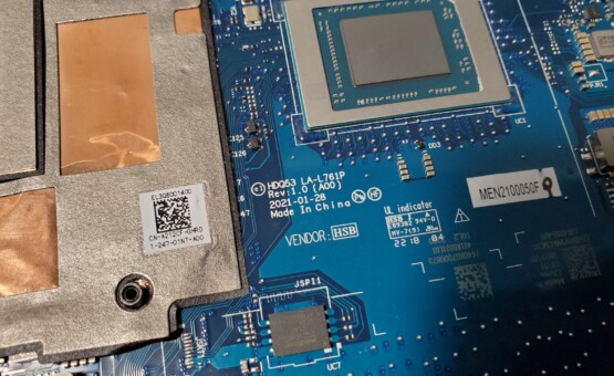 Материнская плата Alienware M15