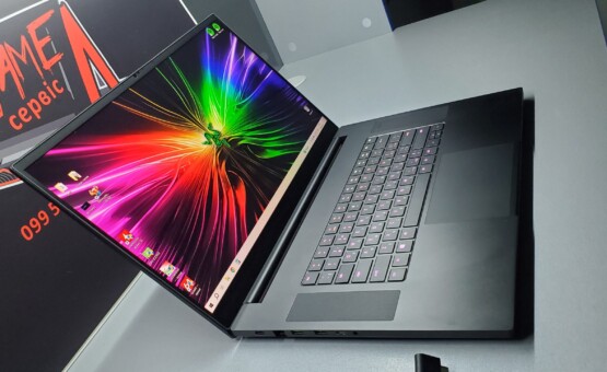 купить ноутбук б/у Razer Blade Pro 17