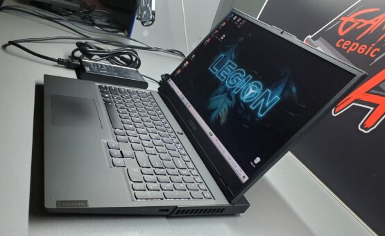 купити ноутбук б/у Lenovo