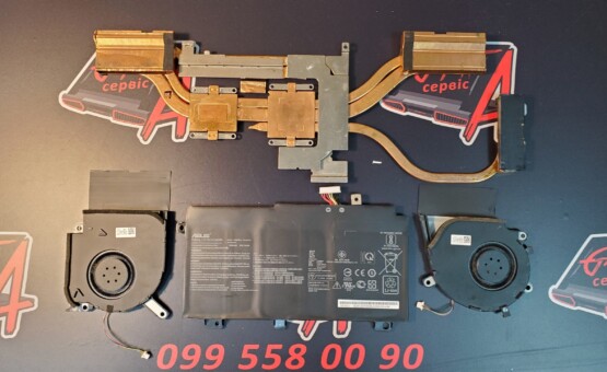 верхня частина ASUS ROG Strix G512Li