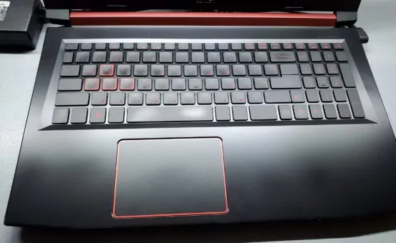 купить ноутбук б/у Acer