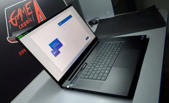 купити ноутбук б/в Razer Blade 17